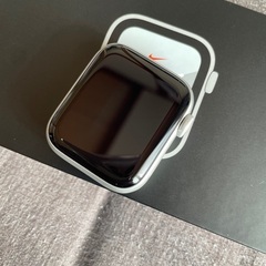 1/1か2の夕方までに受け渡し　瀬谷駅か大和駅　ほぼ未使用　Apple WatchSE セルラー　40mm スポーツループ付き　④