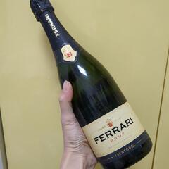 FERRARI BURUT スパークリングワイン