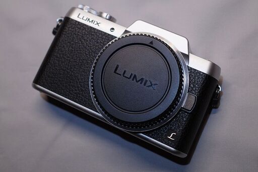 Panasonic パナソニックLUMIX DMC-GF7 ダブルズームキット