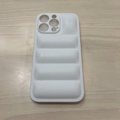 iPhone   13PRO シリコンカバー　ケース