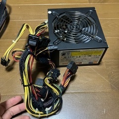 【ネット決済】660W PC電源　中古