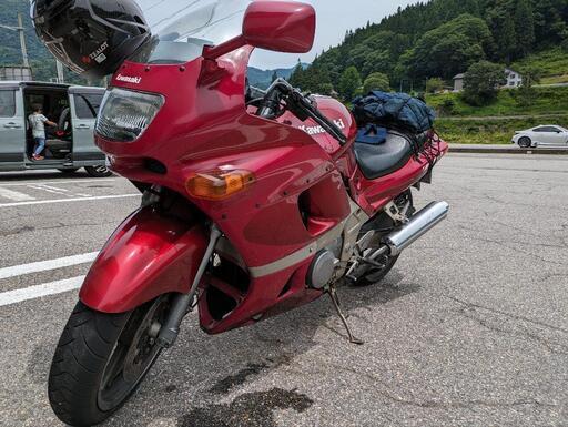 zzr400 ジャンク　フロントフォーク、バッテリーほぼ新品