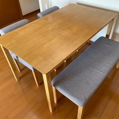 ダイニングテーブル・椅子（取りに来てくれる方限定、値段交渉可）