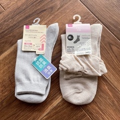【新品】靴下2足セット 抗菌防臭＆シルク混