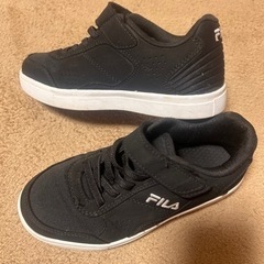 19センチ　FILA スニーカー