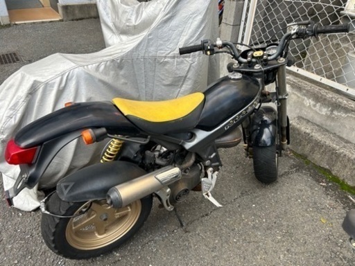 スズキ　ストリートマジック