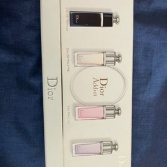 Dior Addict ミニボトルセット　オマケ付