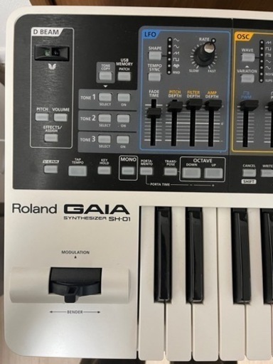 鍵盤楽器、ピアノ Roland SH-01/GAIA