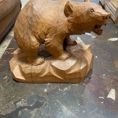 木彫りのクマ