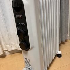 デロンギオイルヒーター　RHJ35M1015-BK