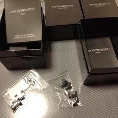 値下げです。箱あり、パーツも有りで腕周りバンド調整可能。最終値下げしました。アルマーニ