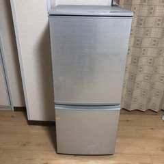 シャープ　冷蔵庫　137L 