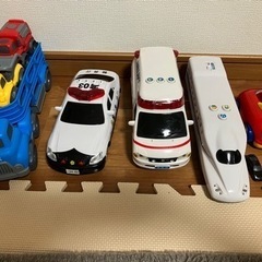 救急車、パトカー、新幹線などまとめて