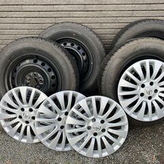 195/65R15　スタッドレスタイヤ4本　8部山　ホイール付き