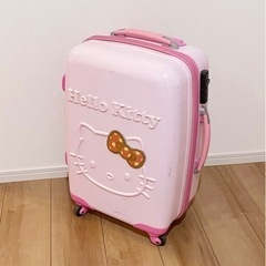 ハローキティ　スーツケース　②