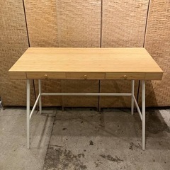 【商談中】デスク　テーブル　机　イケア　IKEA LILLÅSE...