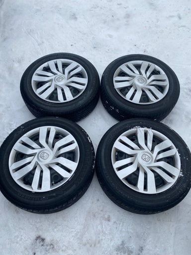 アクア 185/60 15 4本セット ブリジストン NEXTRY 2020年 18000円  