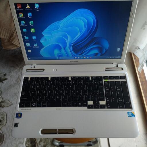 お取引決定しました超美品！爆速.Windows11.大画面！