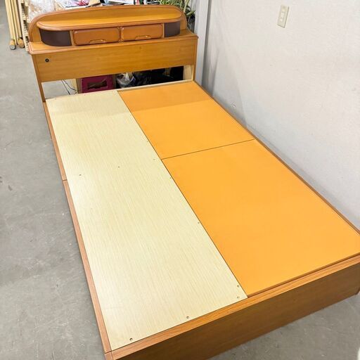 15416   引き出し付セミダブルベッドフレーム ライト付き   ◆大阪市内・東大阪市他 5,000円以上ご購入で無料配達いたします！◆ ※京都・高槻・枚方方面◆神戸・西宮・尼崎方面◆奈良方面、大阪南部方面　それぞれ条件付き無料配送あり！