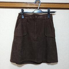 ブラウン　スカート