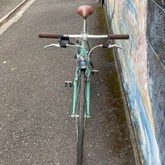 ターコイズカラー　クロスバイク！整備済み。