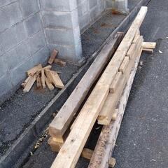 木材8本と端材