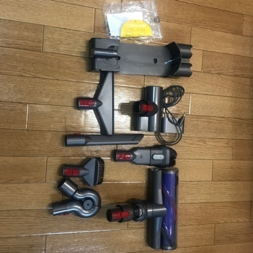 ダイソンV8