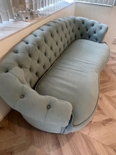 美品　水色ソファ