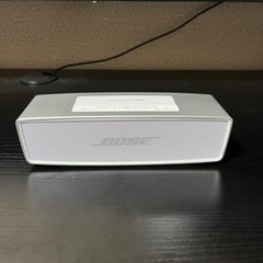 BOSE サウンドミニ　ラックスシルバー