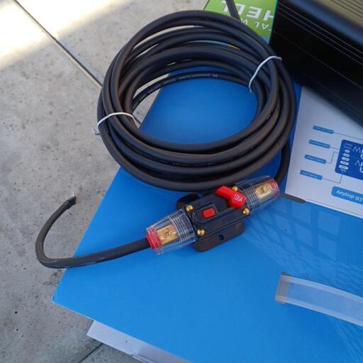 24V正弦波インバーター MAX2000W ケーブル ブレーカー付き 24V正弦波インバーター MAX2000W ケーブル ブレーカー付き