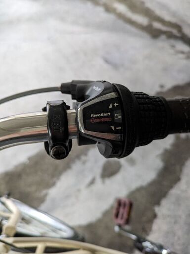 自転車　26インチ　シティサイクル　変速付