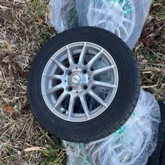 スタッドレスタイヤ　155/65 r13