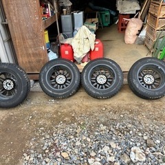 スタッドレスタイヤ　195/65r/15 アイスガード　ヨコハマタイヤ