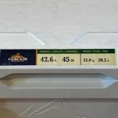 クーラーボックス　キャンプ