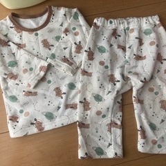 子供服　パジャマ　長袖　中古　①