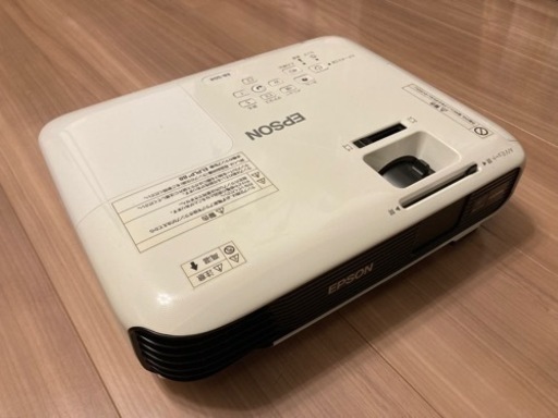 EPSON ホームプロジェクター EH-TW530 2,800lm リモコン付き EPSON ホームプロジェクター EH-TW530 2,800lm リモコン付き