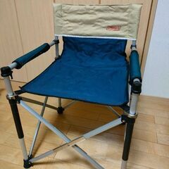 ディレクターチェアー　折りたたみ