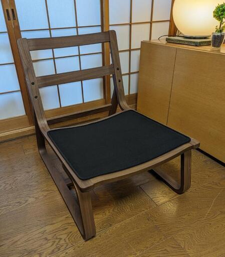 MUJI　無印良品　リビングでもダイニングでも使えるソファ　ウオールナット　肘付き