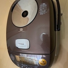 【取引中】炊飯器　圧力IH 象印　5合炊き　
