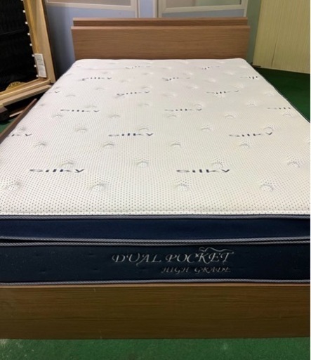 061  ニトリ ダブルベッド DUAL POCKET HIGH GREADE 引き出し収納付き
