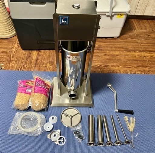 美品　ソーセージスタッファー 5Lタイプ ステンレス【ソーセージフィーラー】【ソーセージメーカー】　チュロス