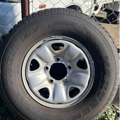 ☆ スタッドレスタイヤ4本 275/70R1Rヨコハマアイスガード2本 MAXTREK2本 5穴 ランクル