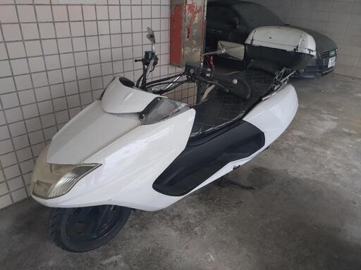 ビックスクーターマグザム　白　２５０