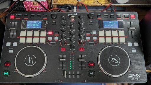 DJコントローラー Gemini GMX Drive & スピーカー M-Audio AV40