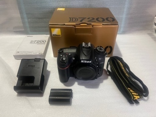Nikon D7200 ボディー元箱　説明書　付き〔視度調節故障〕