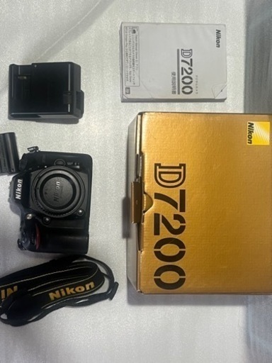 Nikon D7200 ボディー元箱 説明書 付き〔視度調節故障〕