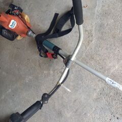 草刈り機　TANAKA