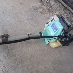 草刈り機　HITACHI