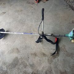 草刈り機　HITACHI