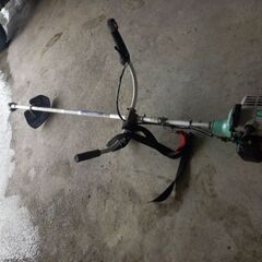 草刈り機　HITACHI